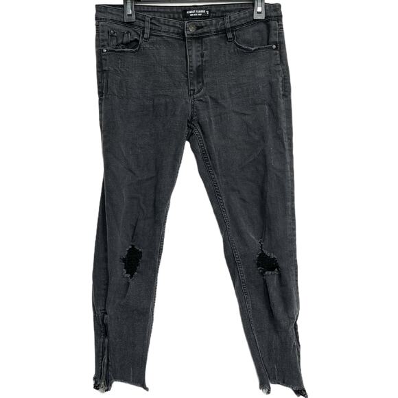 Almost Famous Jeans Junior Size 11 Gray Denim Crop Mid Rise Distressed Raw Hem - Picture 1 of 7